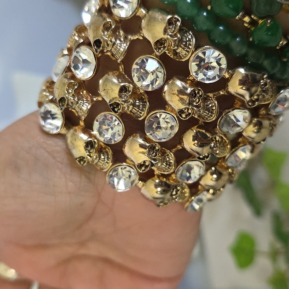 Statement Gold Stretch Bracelet Skulls and Cubic Zirconia - Picture 9 of 9